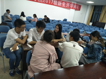 公司召开团委、学生会、青协中层干部第一次全体会议